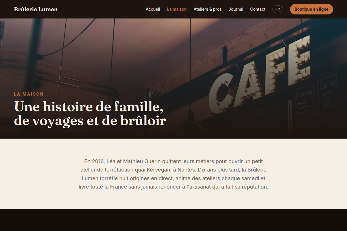 Page À propos avec frise chronologique