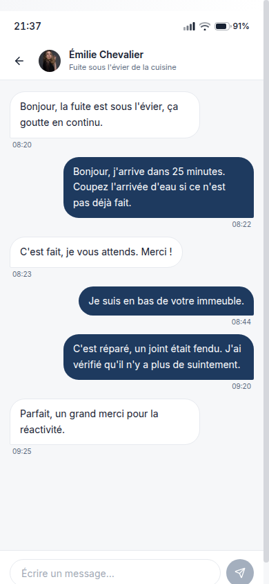 Chat en direct avec le client de l'intervention