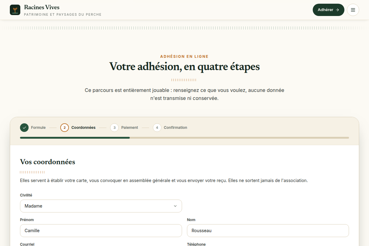 Adhésion en ligne en quatre étapes guidées