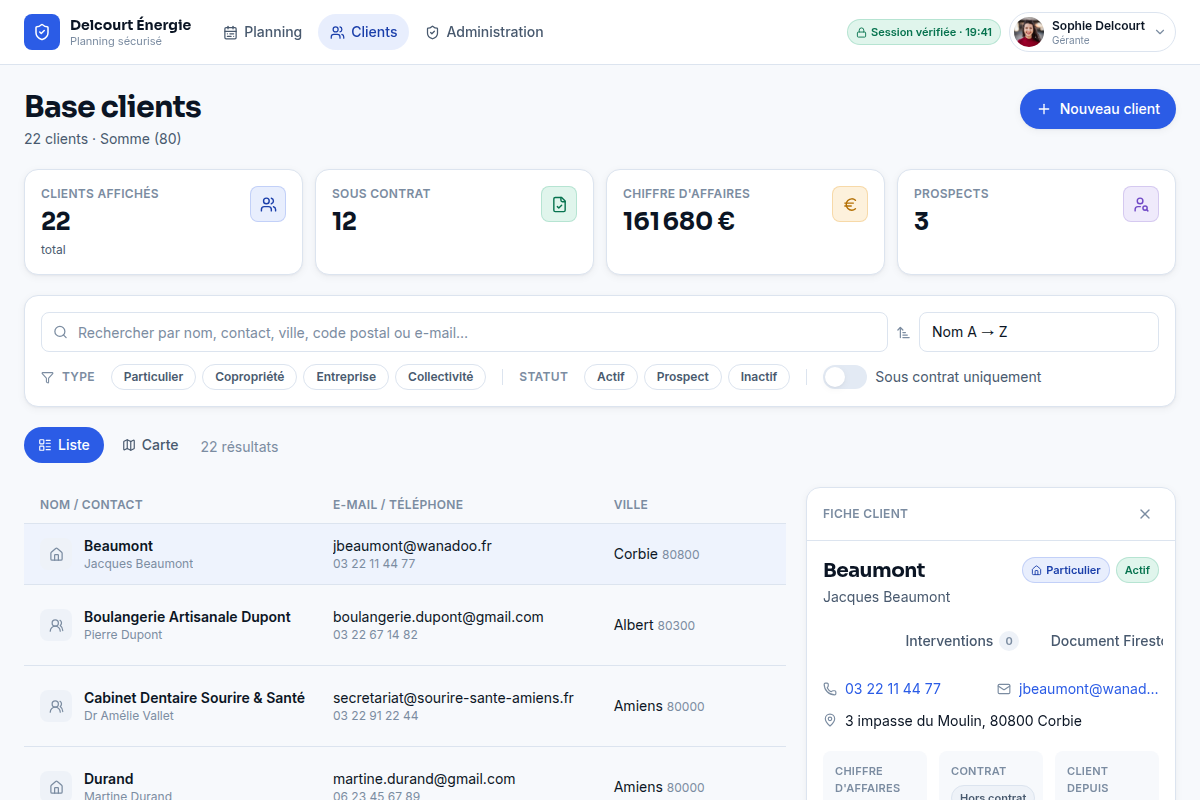 Base clients Firestore avec fiche détaillée