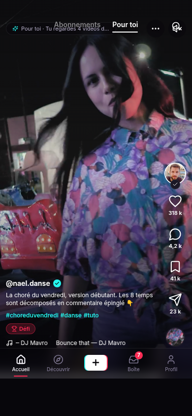 Feed « Pour toi » avec raison de reco
